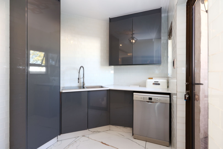 4 Bedroom Property for Sale in Kyalami Hills Gauteng