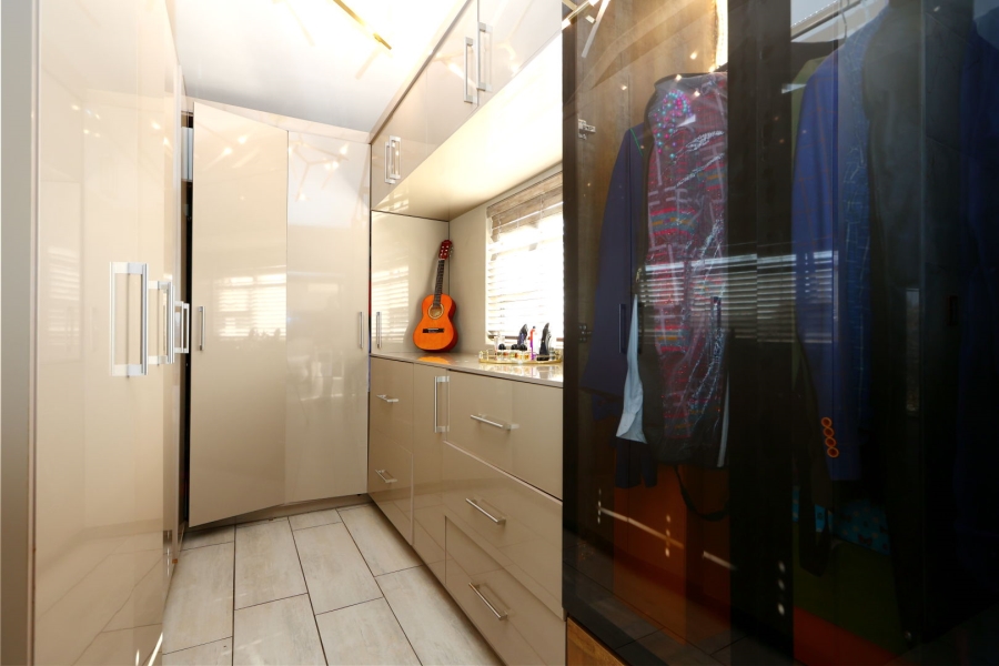 4 Bedroom Property for Sale in Kyalami Hills Gauteng