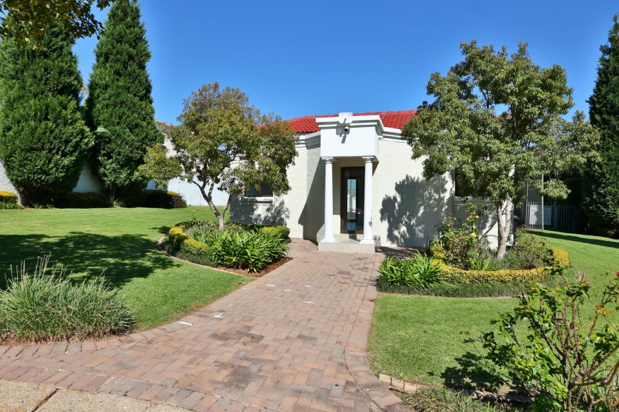 4 Bedroom Property for Sale in Kyalami Hills Gauteng