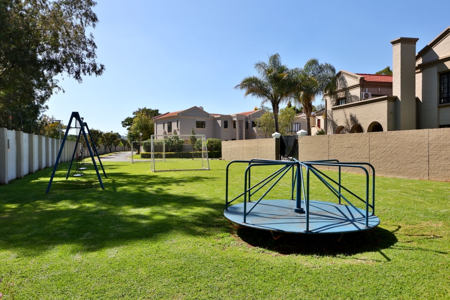 4 Bedroom Property for Sale in Kyalami Hills Gauteng