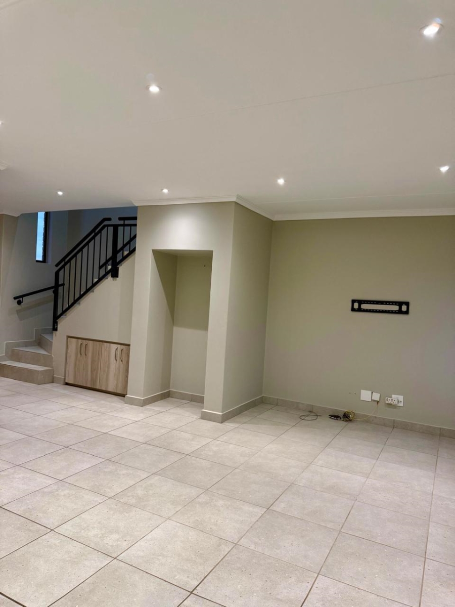  Bedroom Property for Sale in Nietgedacht Gauteng