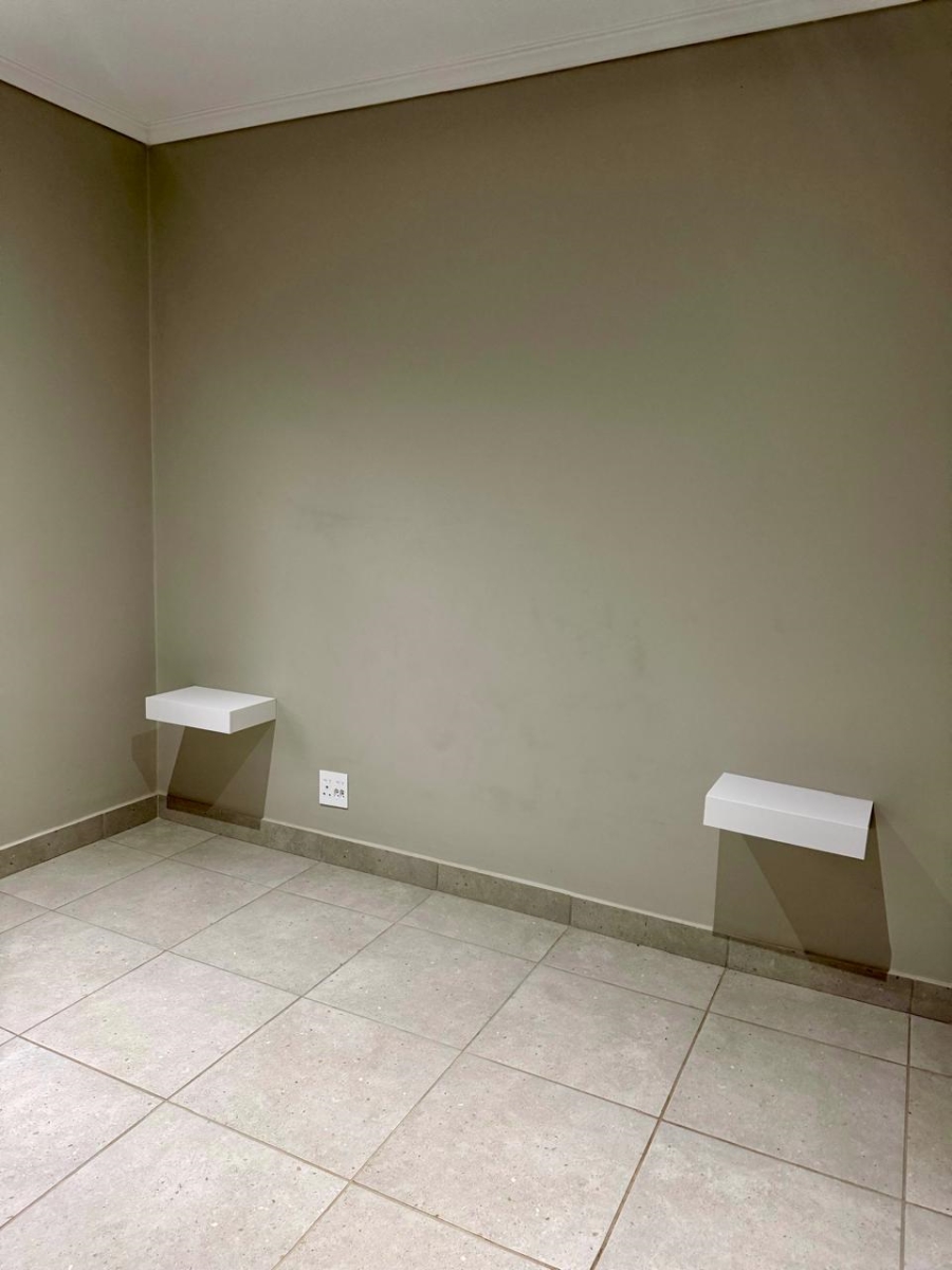  Bedroom Property for Sale in Nietgedacht Gauteng