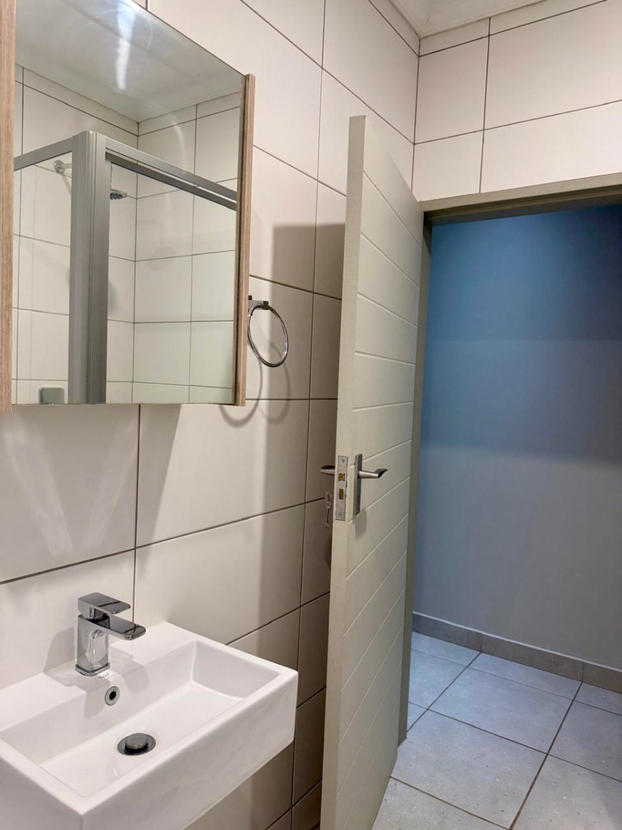  Bedroom Property for Sale in Nietgedacht Gauteng