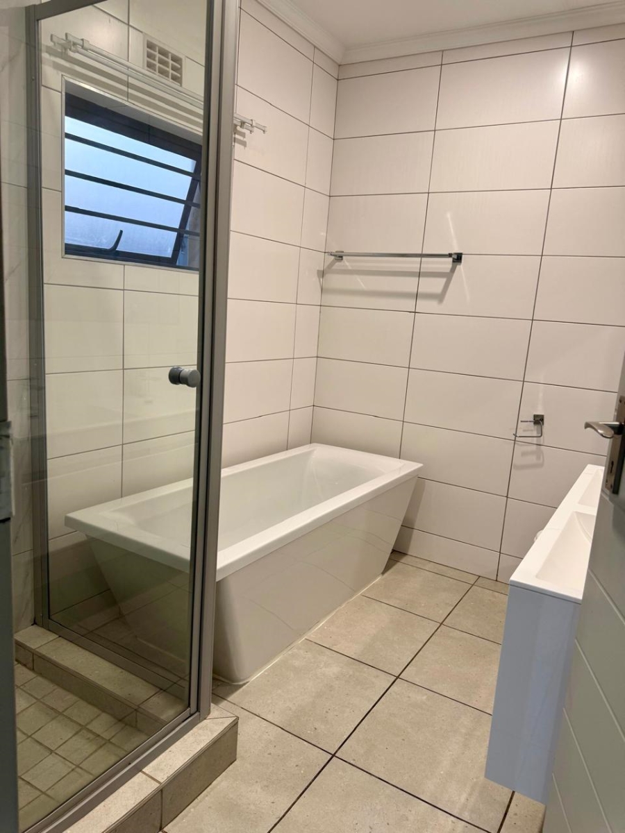  Bedroom Property for Sale in Nietgedacht Gauteng