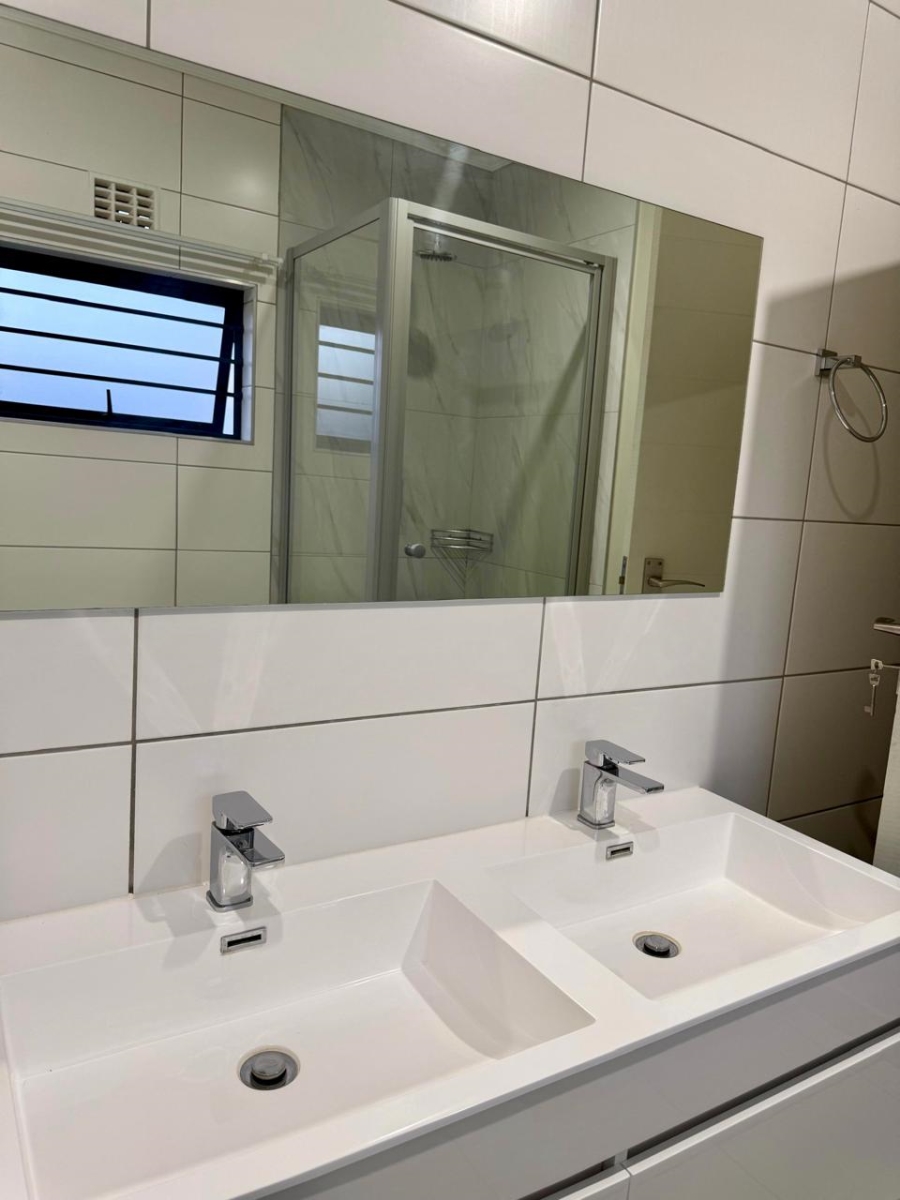  Bedroom Property for Sale in Nietgedacht Gauteng