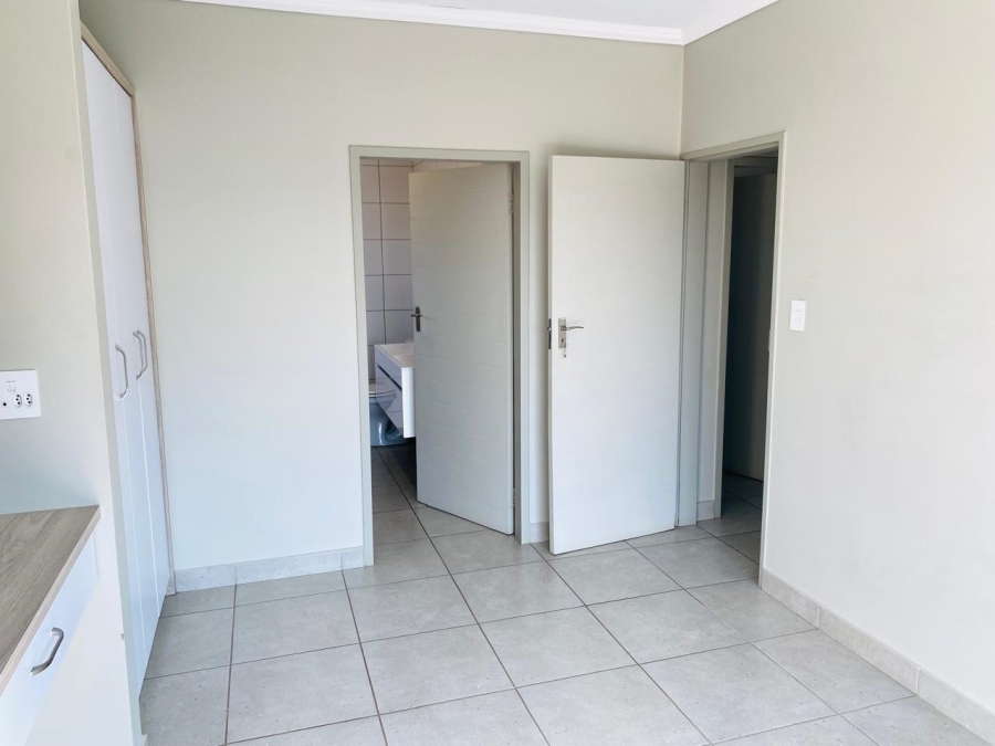  Bedroom Property for Sale in Nietgedacht Gauteng