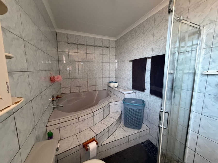 4 Bedroom Property for Sale in Dalview Gauteng