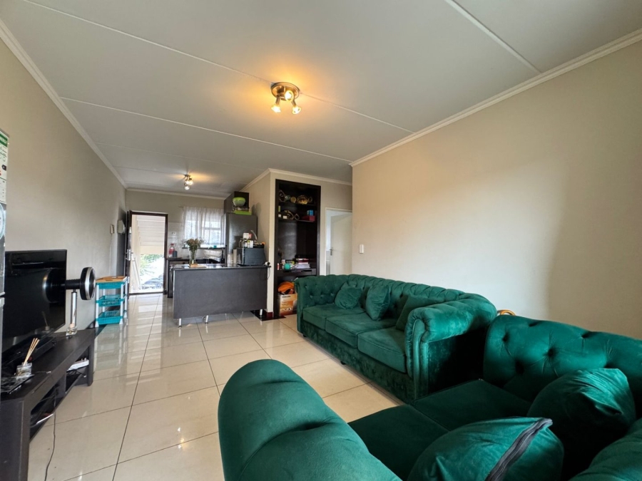 2 Bedroom Property for Sale in Noordwyk Gauteng