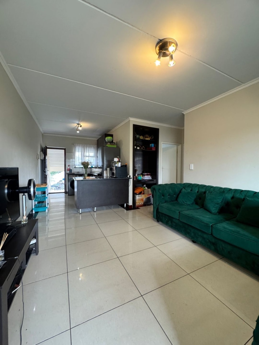 2 Bedroom Property for Sale in Noordwyk Gauteng