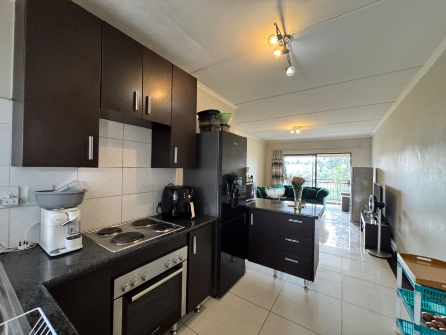 2 Bedroom Property for Sale in Noordwyk Gauteng