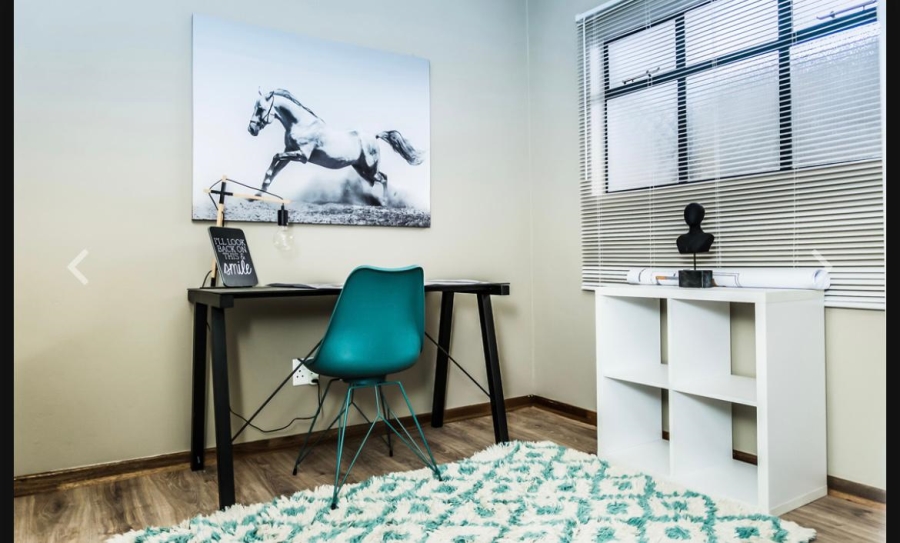 2 Bedroom Property for Sale in Glen Austin Gauteng