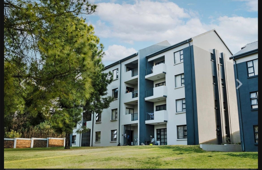2 Bedroom Property for Sale in Glen Austin Gauteng