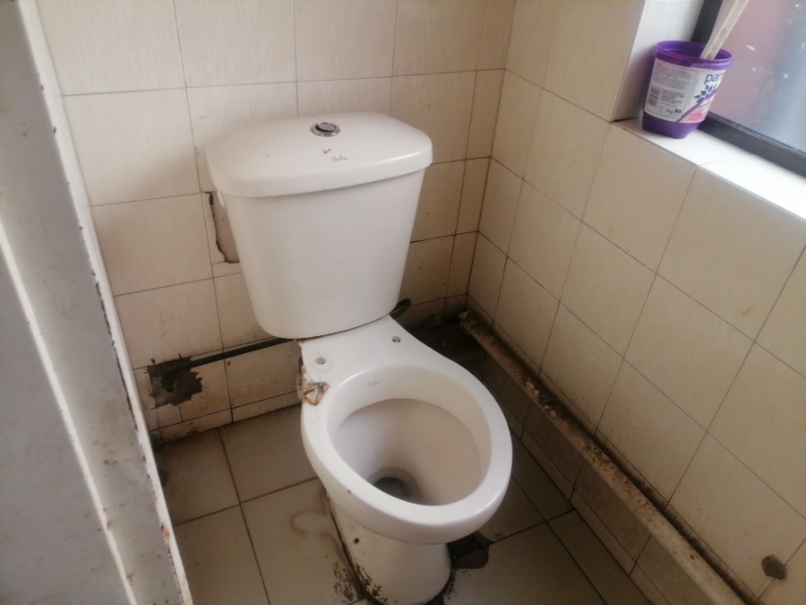 9 Bedroom Property for Sale in Bertrams Gauteng