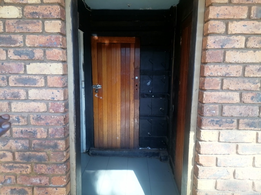 9 Bedroom Property for Sale in Bertrams Gauteng