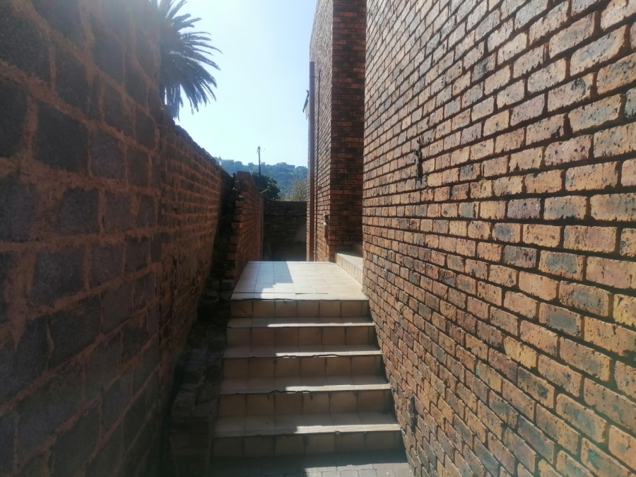 9 Bedroom Property for Sale in Bertrams Gauteng