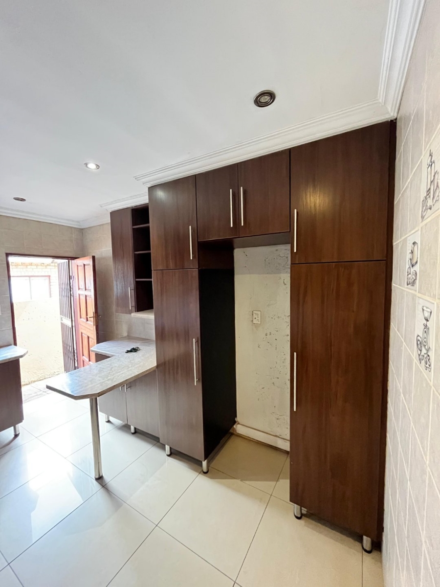 3 Bedroom Property for Sale in Soshanguve East Gauteng