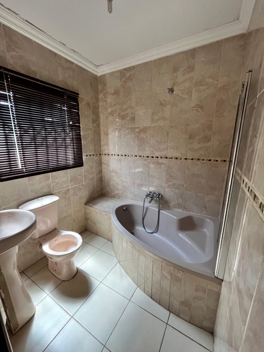 3 Bedroom Property for Sale in Soshanguve East Gauteng