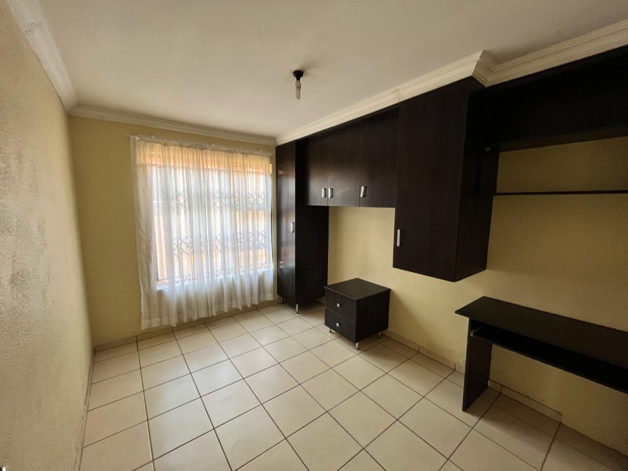 3 Bedroom Property for Sale in Soshanguve East Gauteng