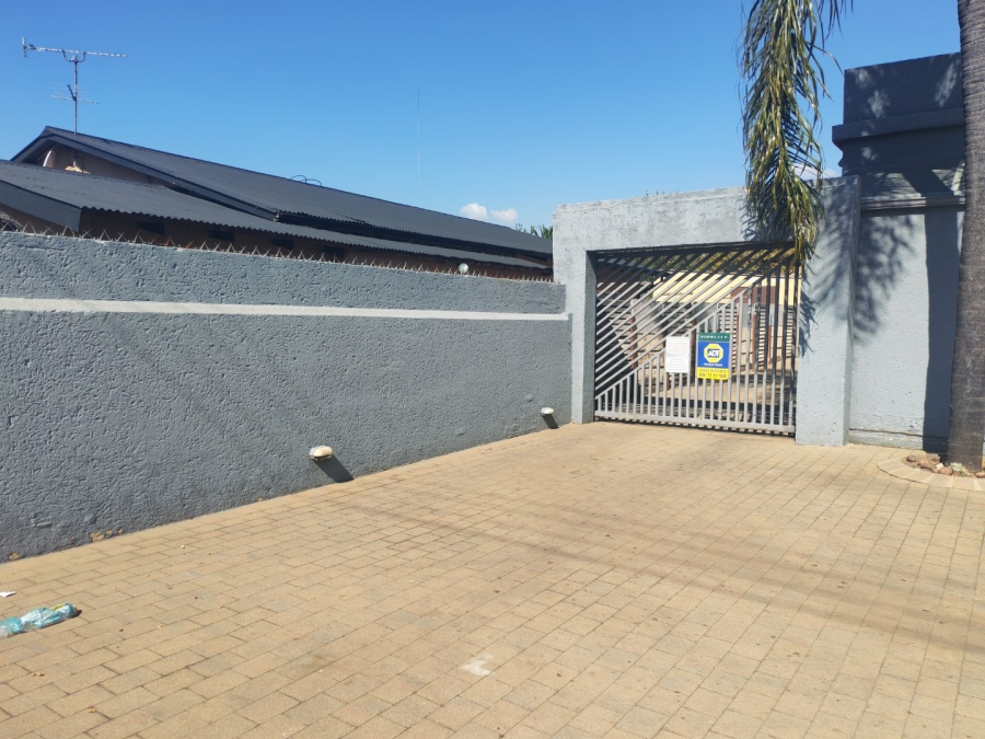 3 Bedroom Property for Sale in Hermanstad Gauteng