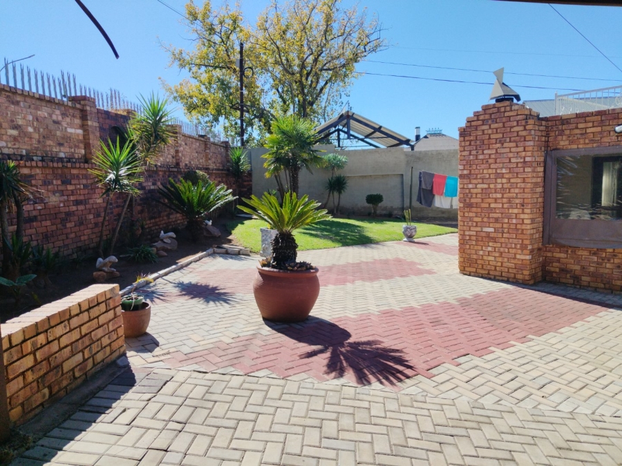 4 Bedroom Property for Sale in Jordaan Park Gauteng