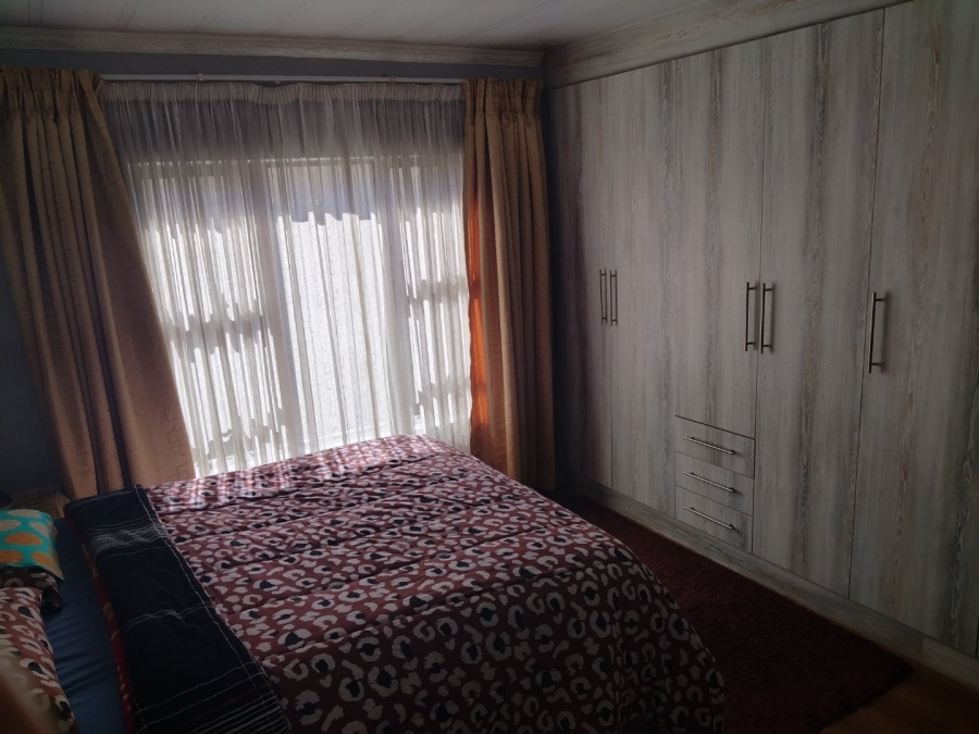 4 Bedroom Property for Sale in Jordaan Park Gauteng