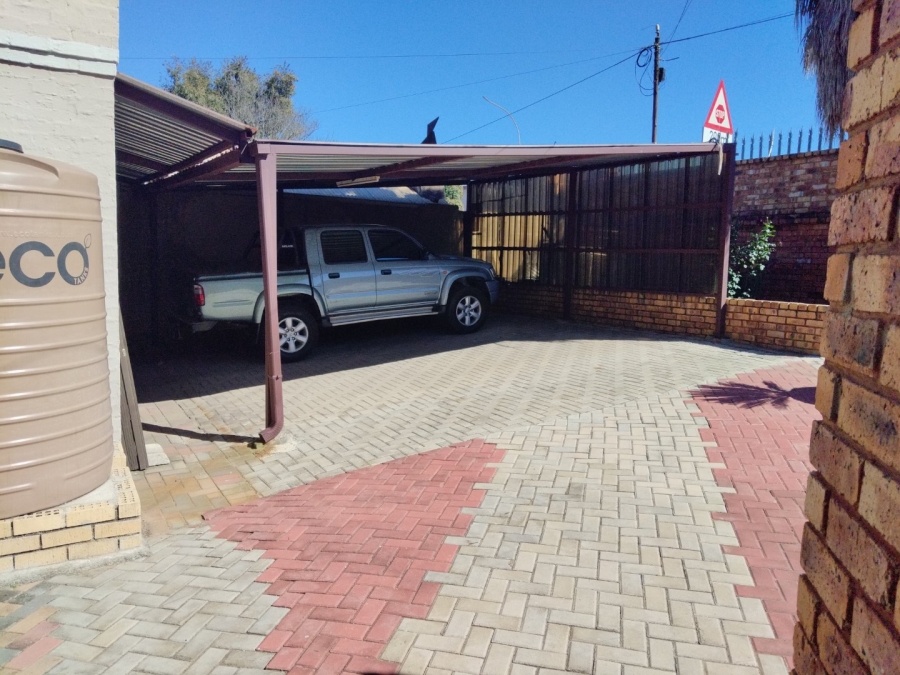 4 Bedroom Property for Sale in Jordaan Park Gauteng