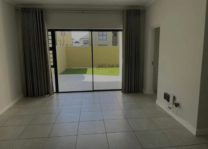 3 Bedroom Property for Sale in Waterfall Gauteng