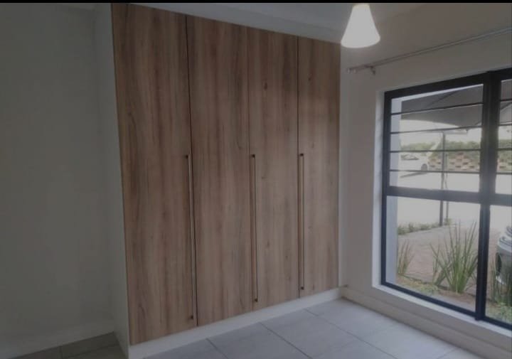 3 Bedroom Property for Sale in Waterfall Gauteng