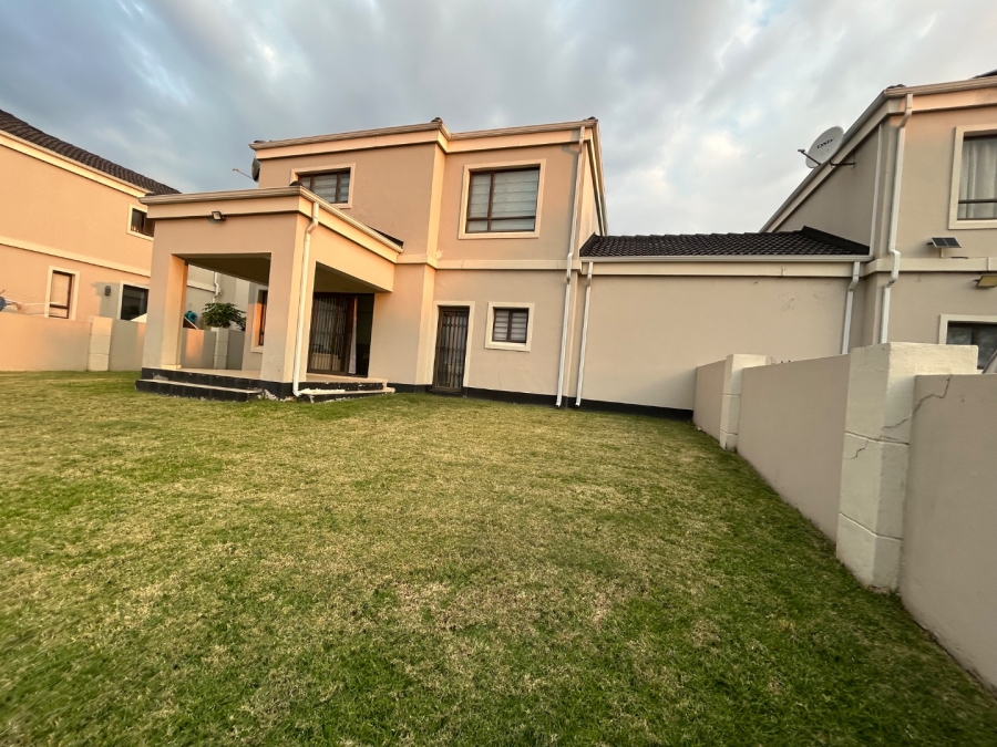 3 Bedroom Property for Sale in Carlswald Gauteng