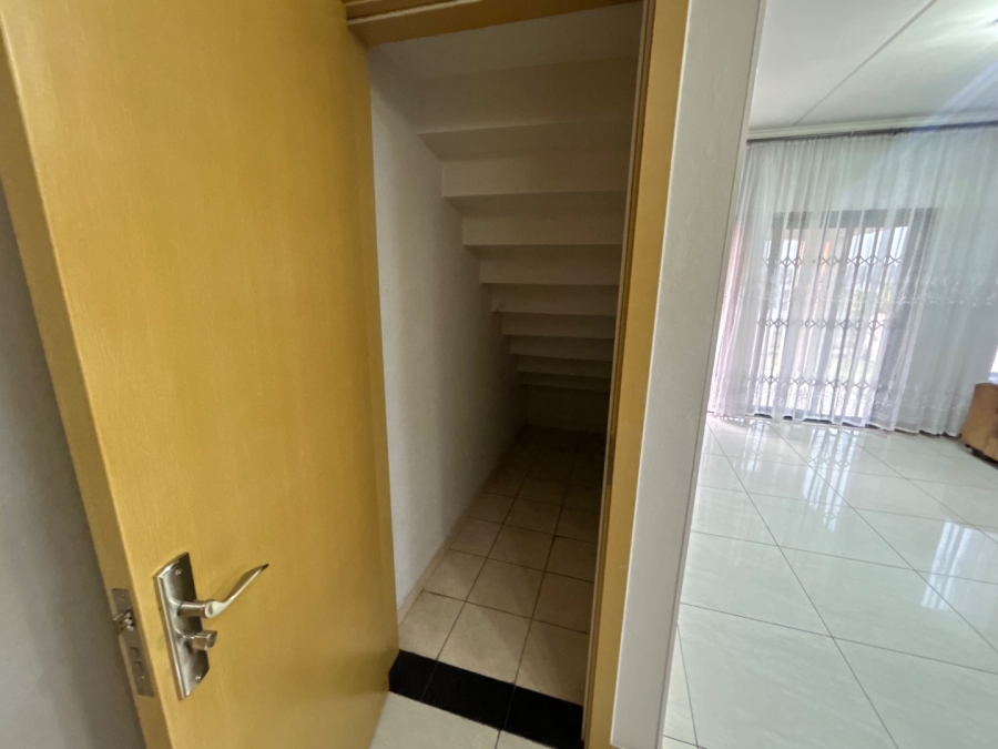 3 Bedroom Property for Sale in Carlswald Gauteng