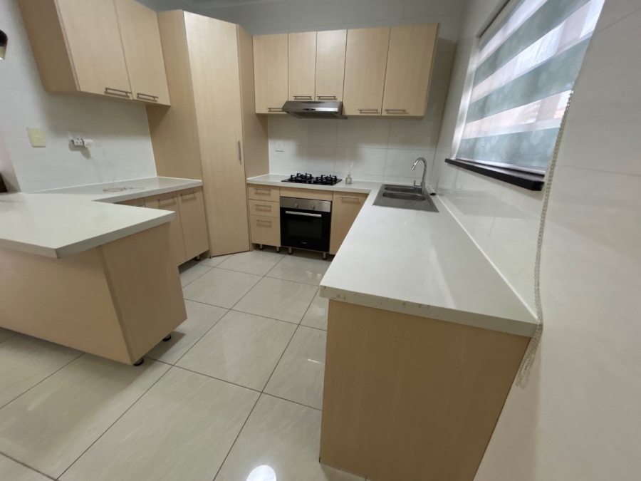 3 Bedroom Property for Sale in Carlswald Gauteng