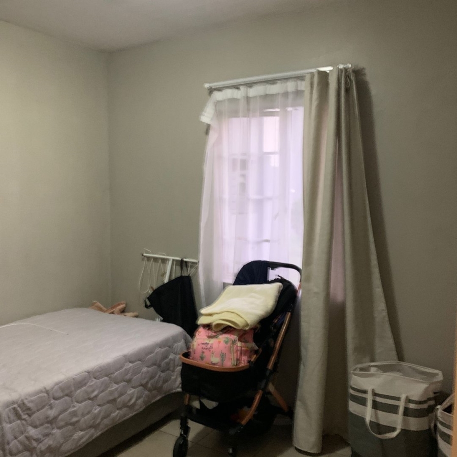 To Let 2 Bedroom Property for Rent in Florida Gauteng