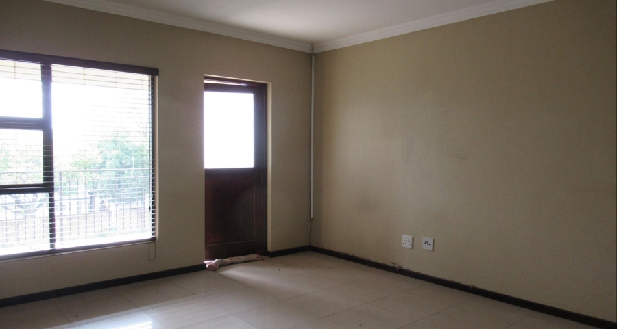 3 Bedroom Property for Sale in Barbeque Downs Gauteng