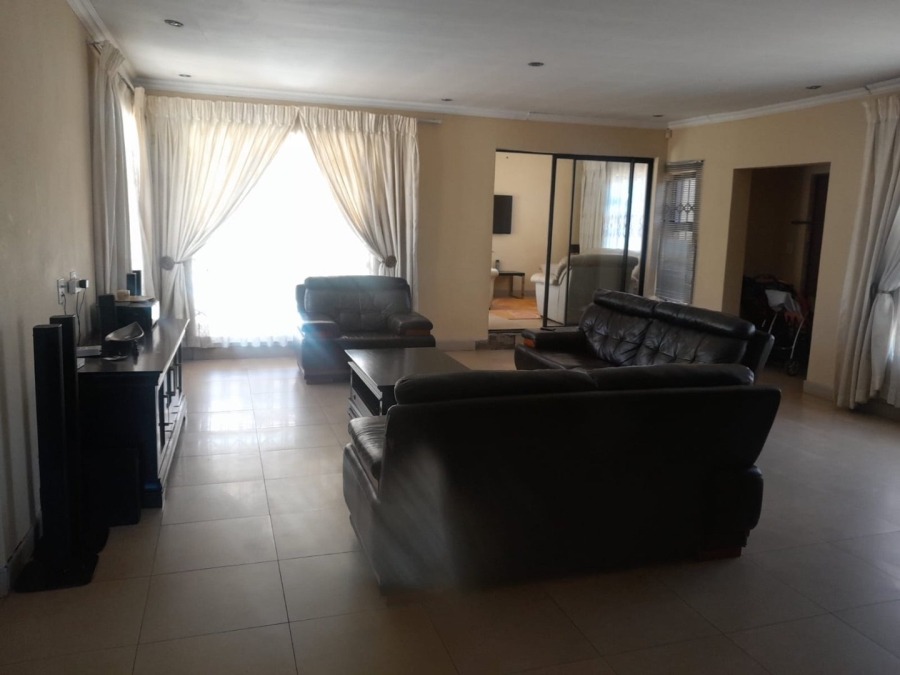 4 Bedroom Property for Sale in Vosloorus Gauteng