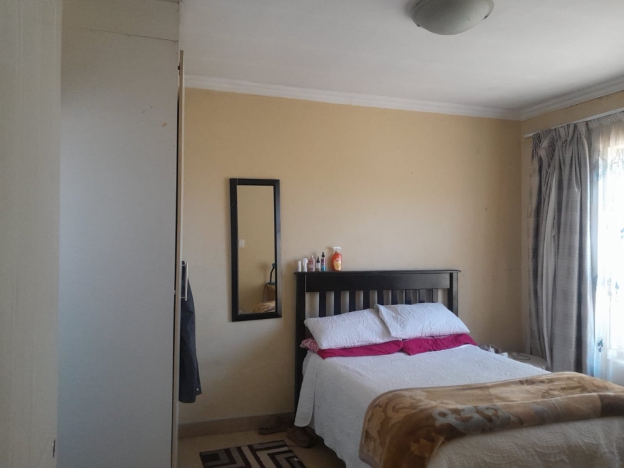 4 Bedroom Property for Sale in Vosloorus Gauteng