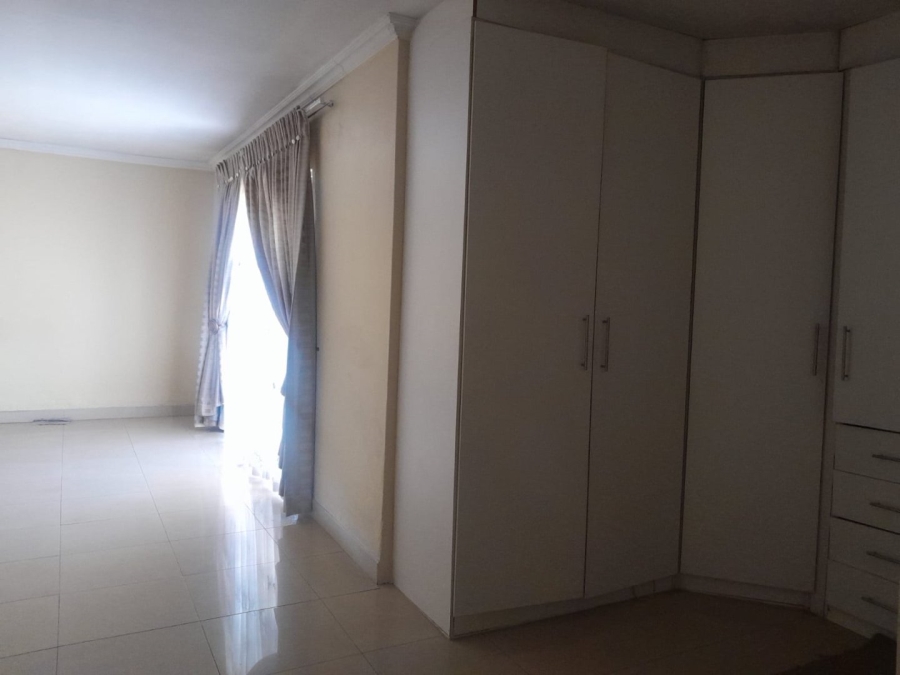 4 Bedroom Property for Sale in Vosloorus Gauteng