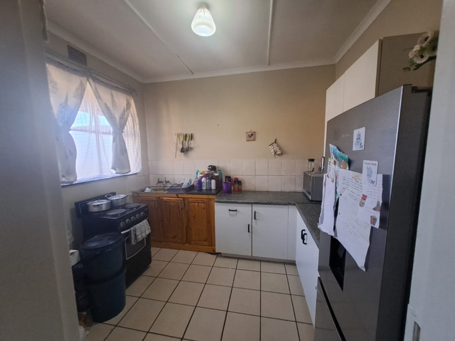 2 Bedroom Property for Sale in Vanderbijlpark CW 3 Gauteng