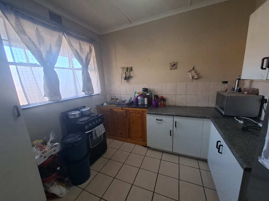 2 Bedroom Property for Sale in Vanderbijlpark CW 3 Gauteng