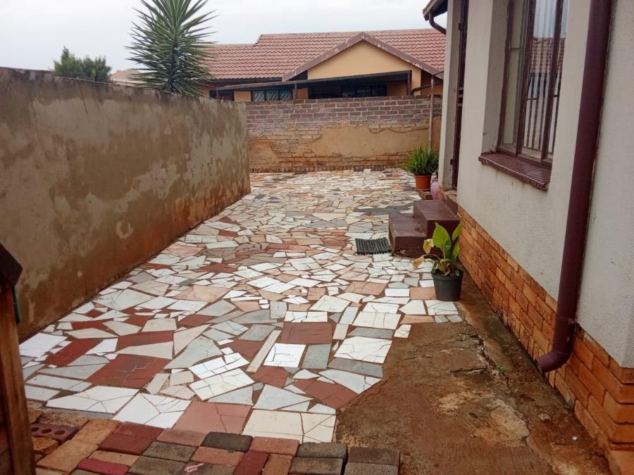 2 Bedroom Property for Sale in Naturena Gauteng