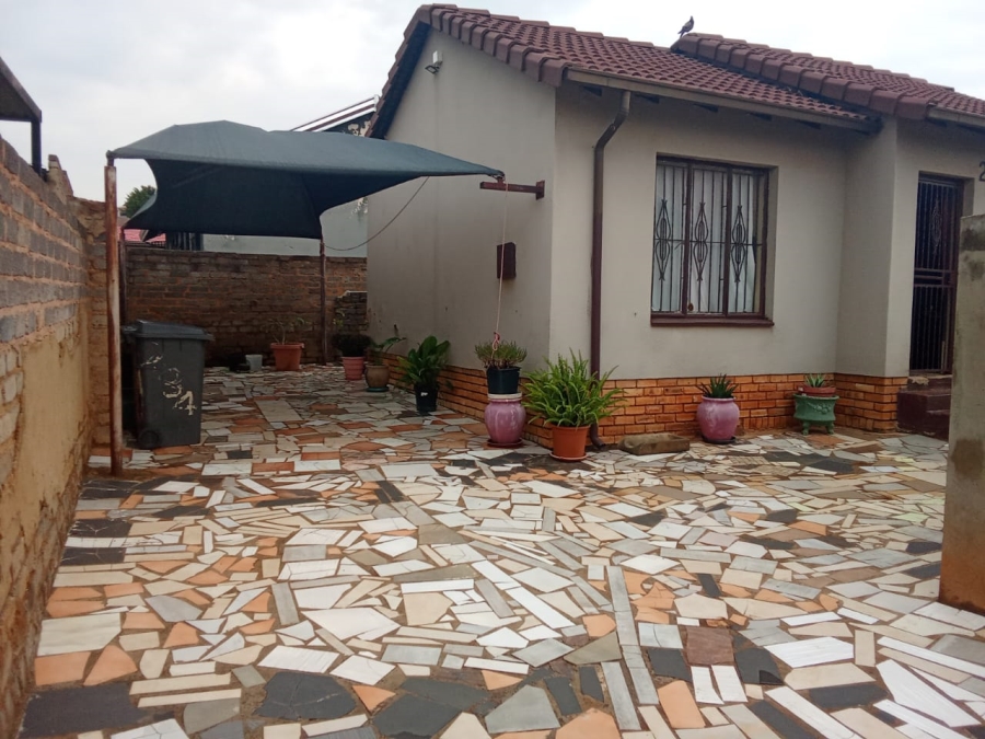 2 Bedroom Property for Sale in Naturena Gauteng