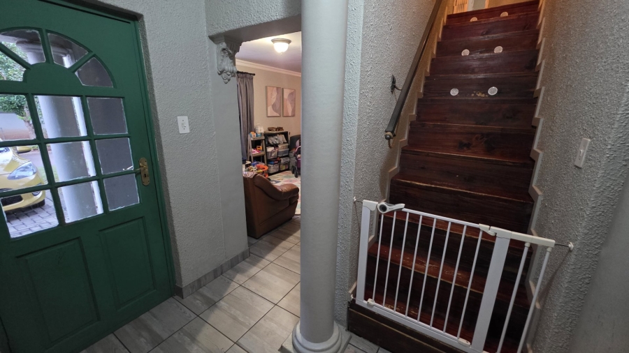 4 Bedroom Property for Sale in Montana Tuine Gauteng