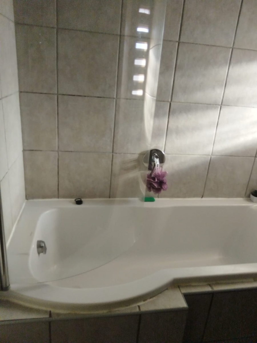 2 Bedroom Property for Sale in Sky City Gauteng