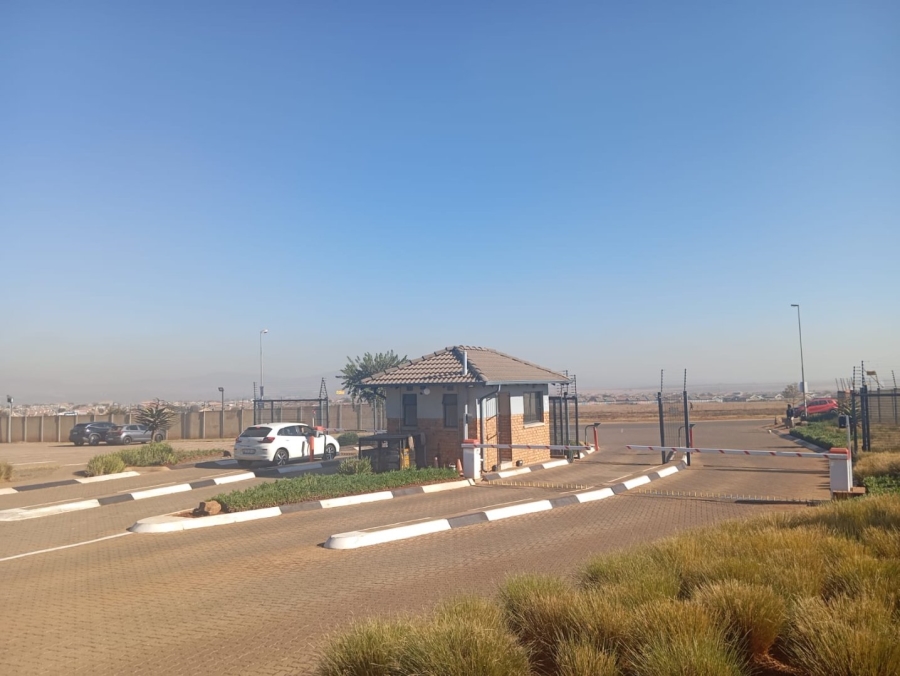 2 Bedroom Property for Sale in Sky City Gauteng