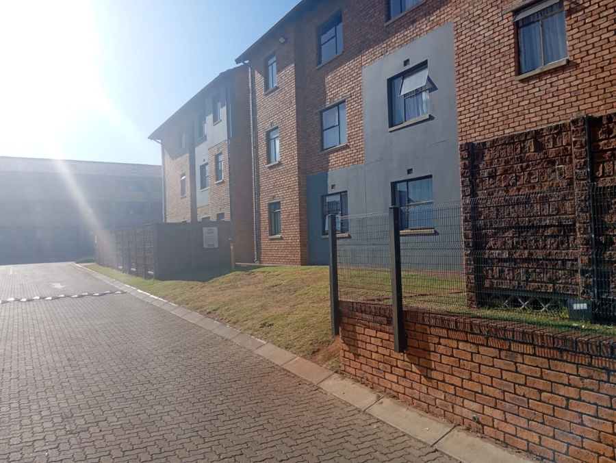 2 Bedroom Property for Sale in Sky City Gauteng