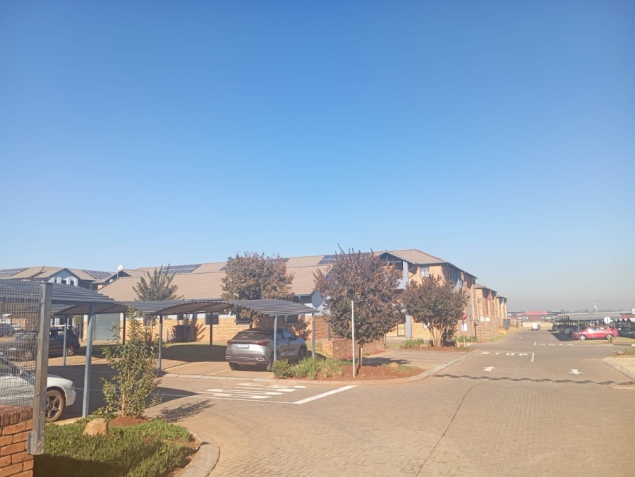 2 Bedroom Property for Sale in Sky City Gauteng
