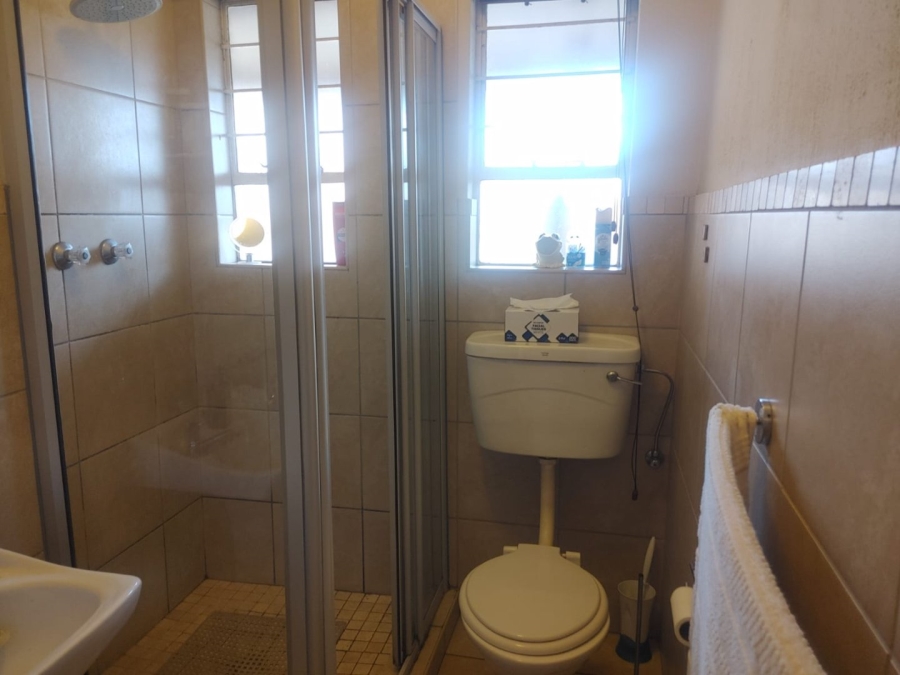 2 Bedroom Property for Sale in Wilro Park Gauteng