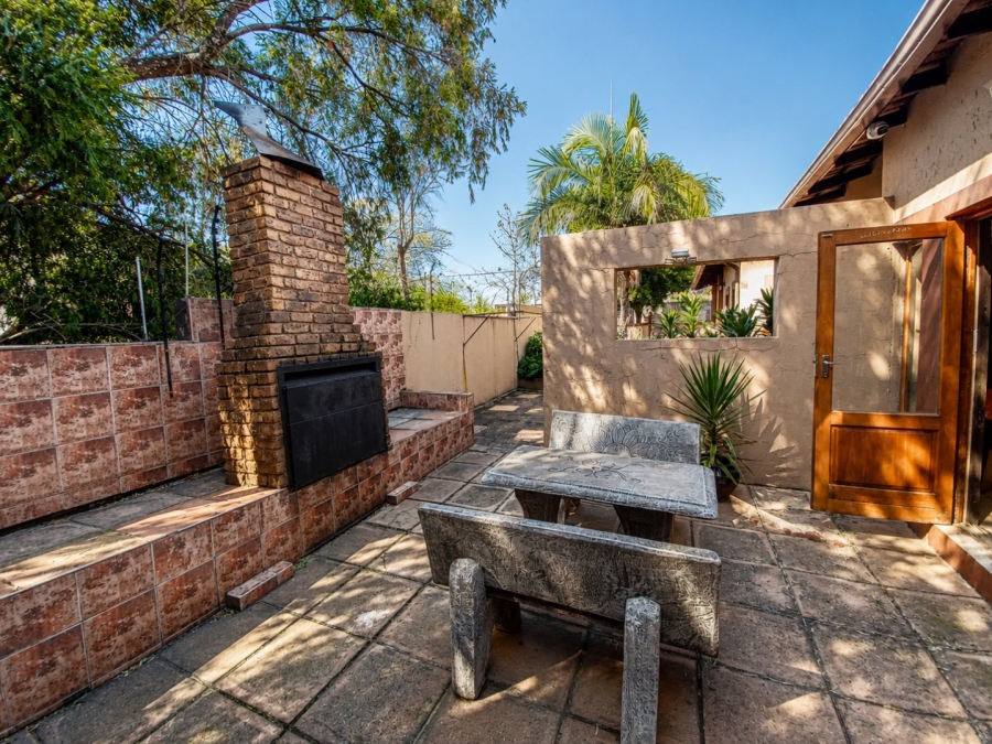 3 Bedroom Property for Sale in Edenvale Central Gauteng
