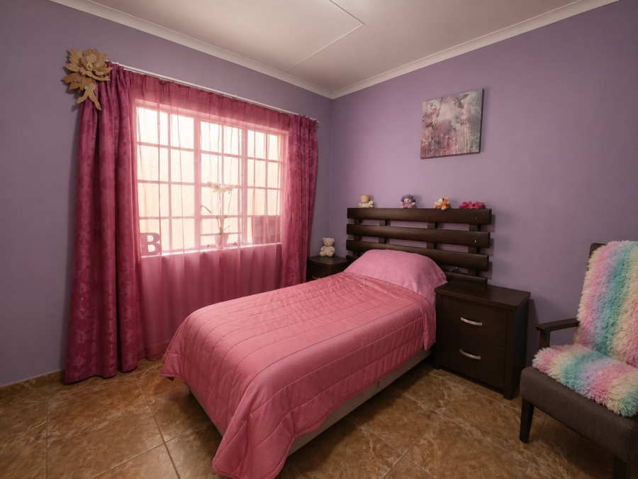 3 Bedroom Property for Sale in Edenvale Central Gauteng
