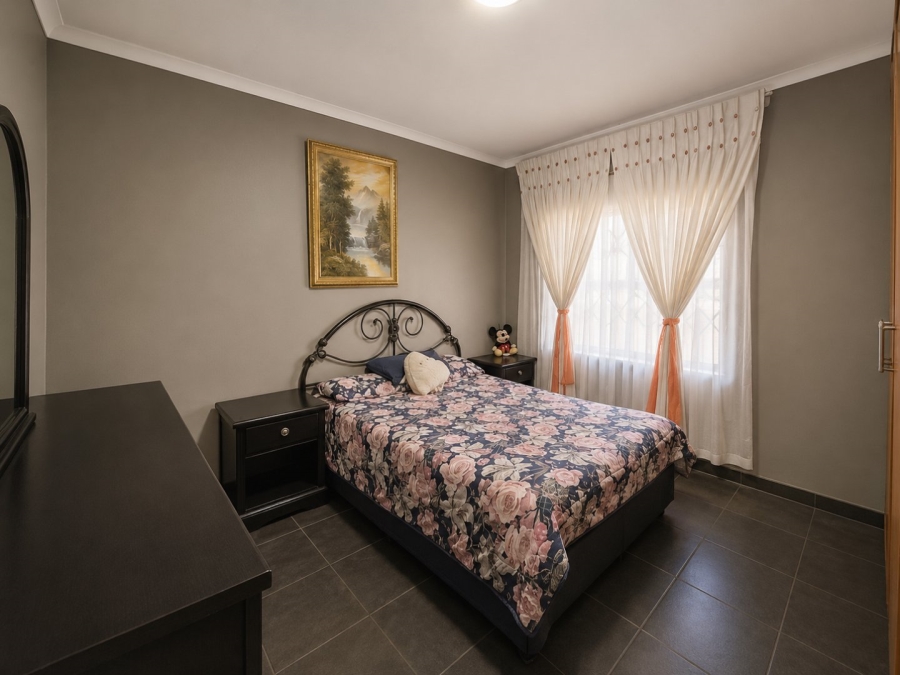 3 Bedroom Property for Sale in Edenvale Central Gauteng