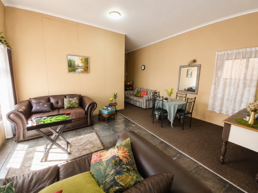 3 Bedroom Property for Sale in Edenvale Central Gauteng